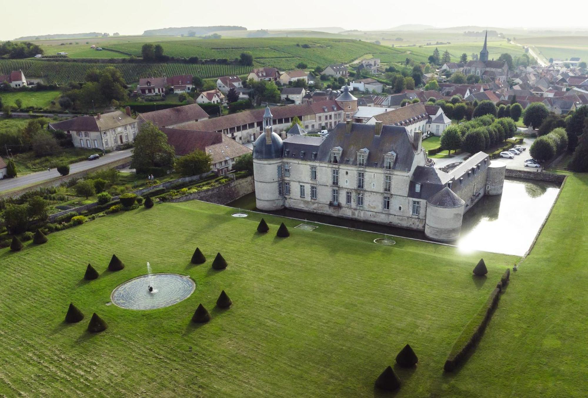 Le Chateau D'Étoges Zewnętrze zdjęcie